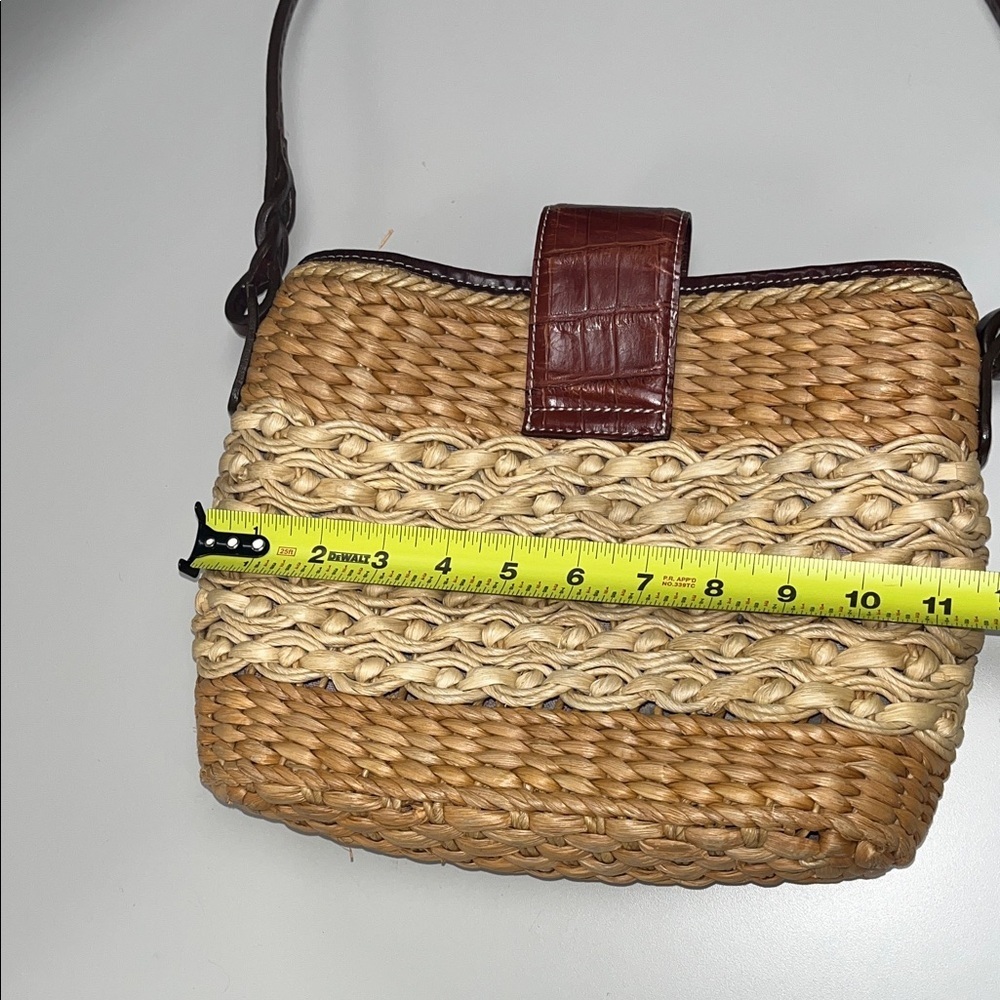 Brighton Tan and Brown Woven Shoulder Bag / gorgeous - Picture 11 of 16